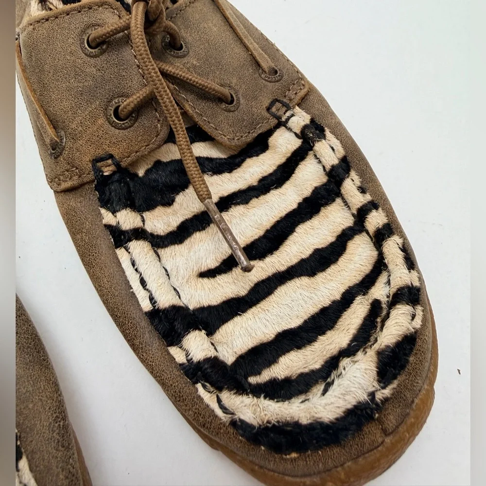 Twisted X Women's Zebra Hair On Hide‎ Boat Shoes 7.5
